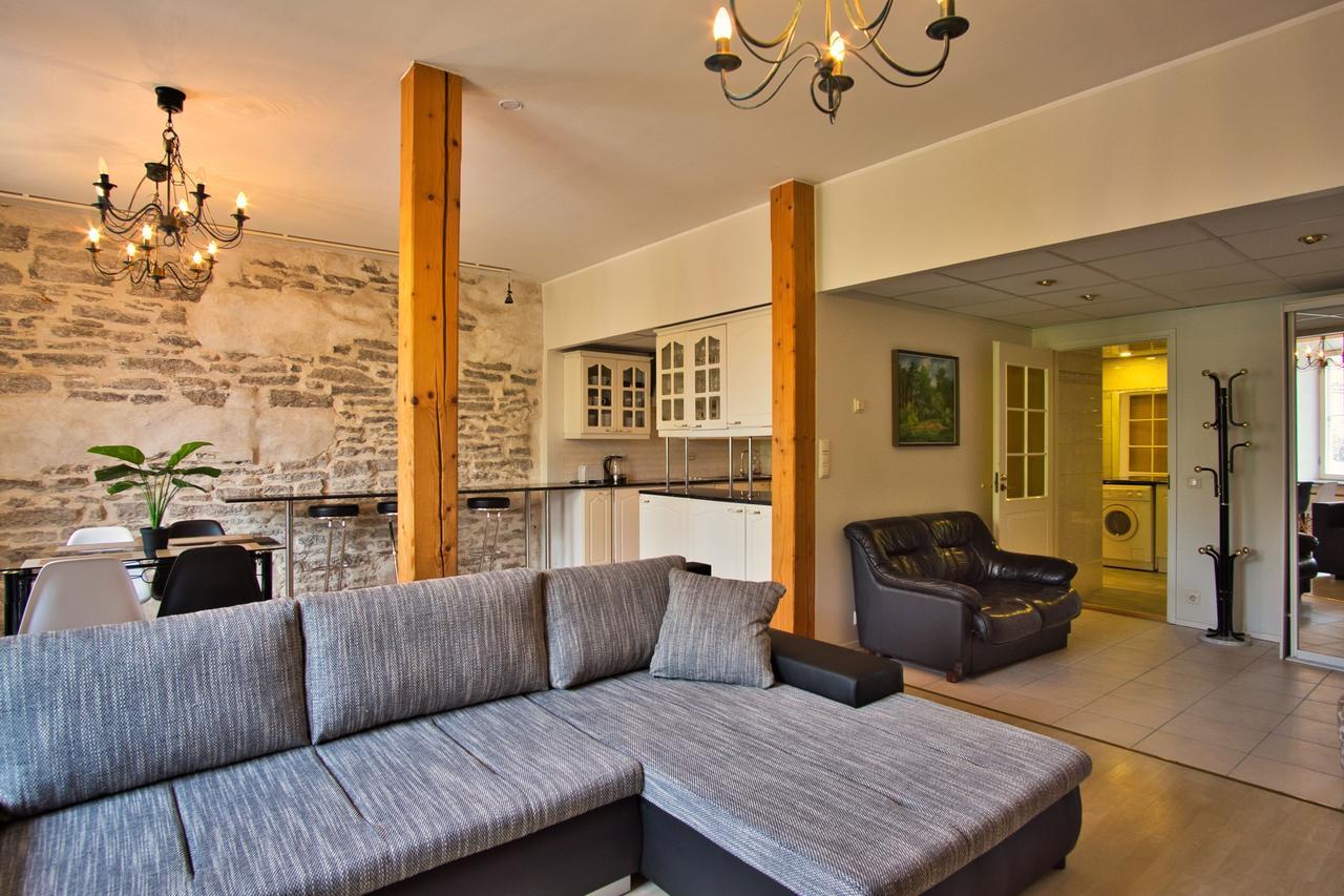 Dream Stay - Old Town Church View Apartment With Sauna Tallinn Exterior photo